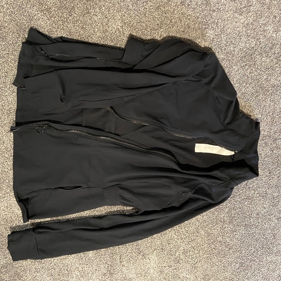 Fabletics zip up coat - Picture 1 of 3